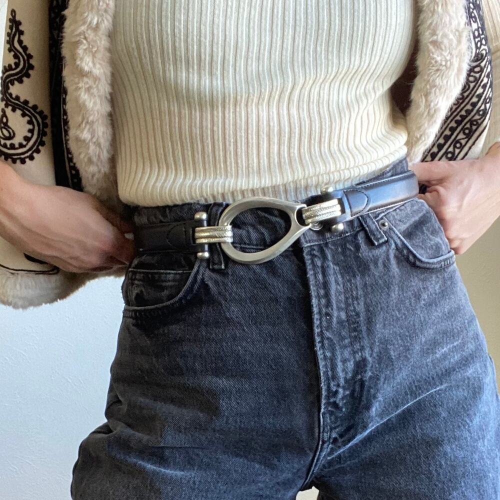 adjustable hook and loop belt - image 1